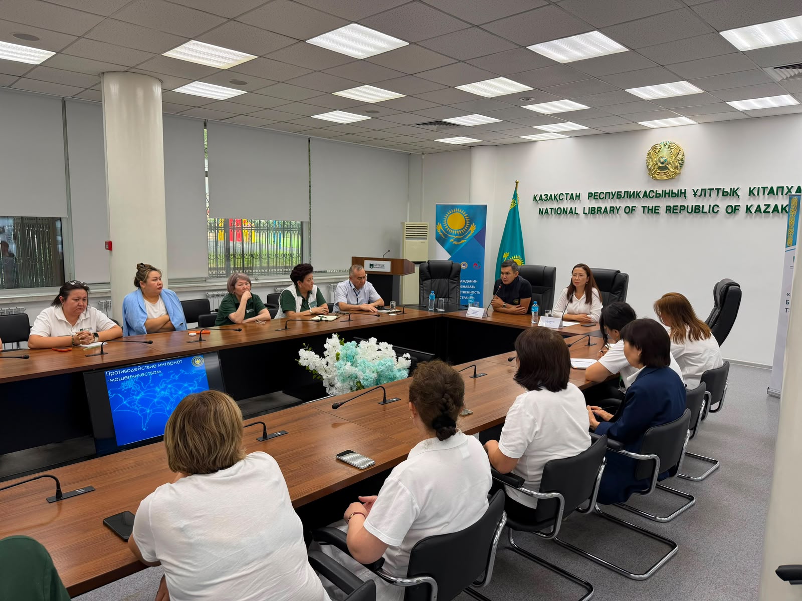 «Киберқылмыстың алдын алу және цифрлық қауіпсіздік» тақырыбында ақпараттық-түсіндіру кездесуі өтті