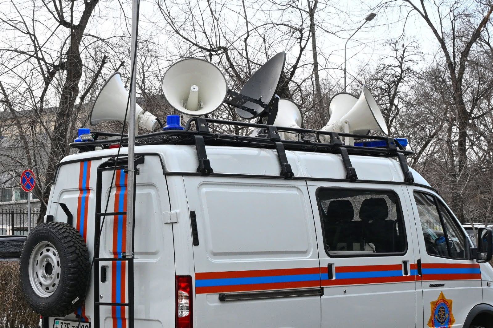 Алматыда жер сілкінісі туралы ерте ескерту жүйесінің 35 сейсмикалық станциясы салынды