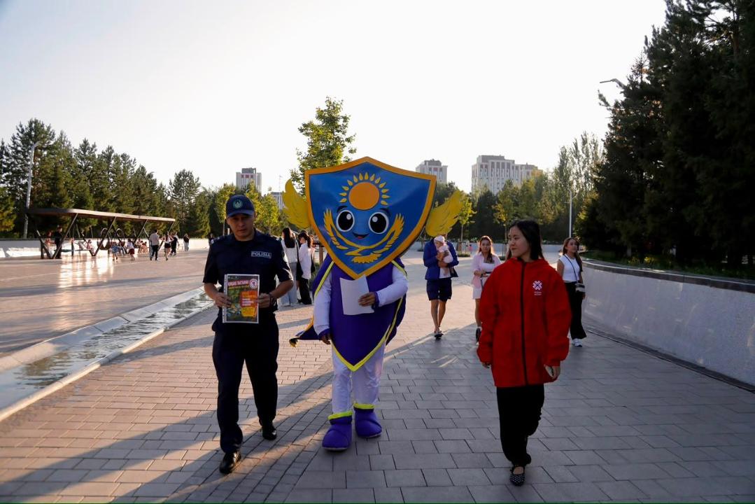 Елорданың Орталық саябағында тәртіп пен тазалықты сақтау бойынша кезекті рейд өтті