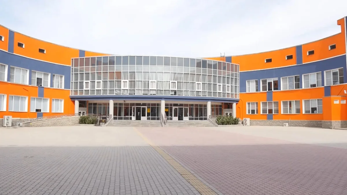 Алматының Бостандық ауданында білім беру мен денсаулық сақтау саласында жаңа нысандар пайда болды